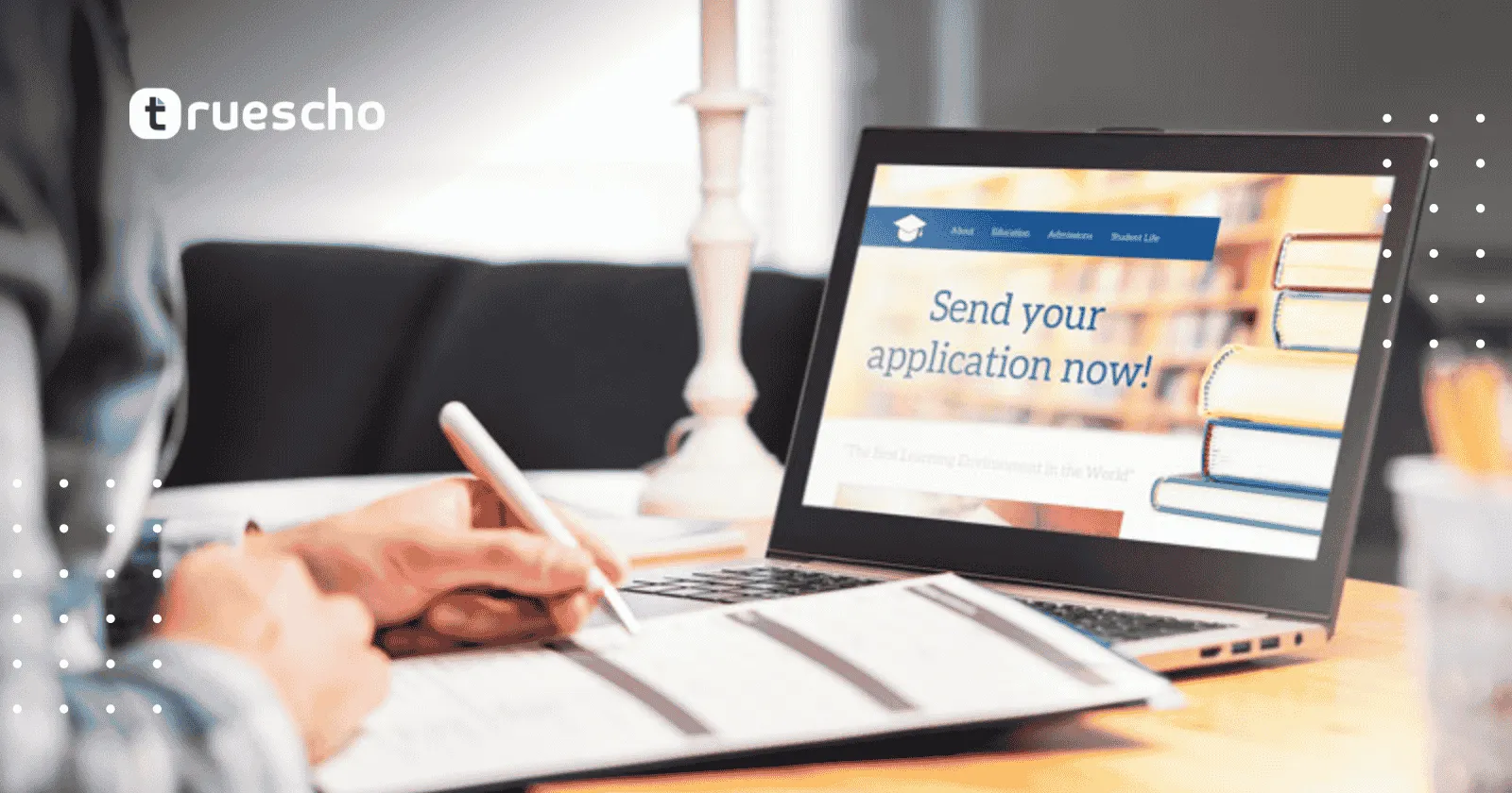 الأعمال التطوعية أو الأنشطة اللامنهجية