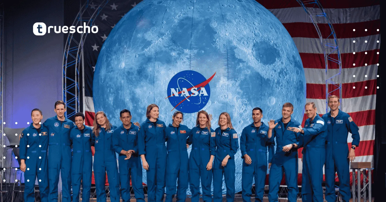 عودة رواد فضاء ناسا