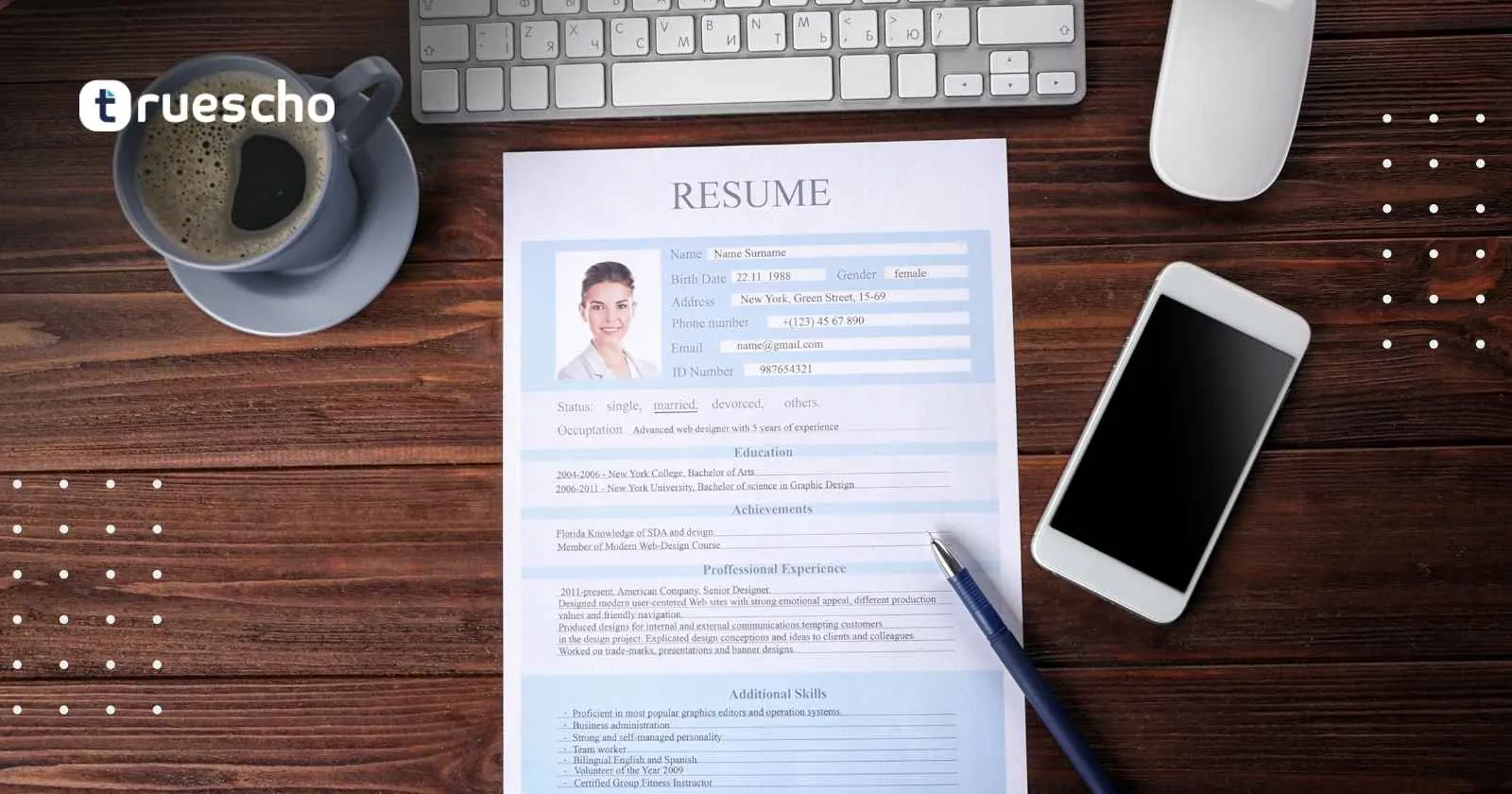 السيرة الذاتية بالإنجليزية